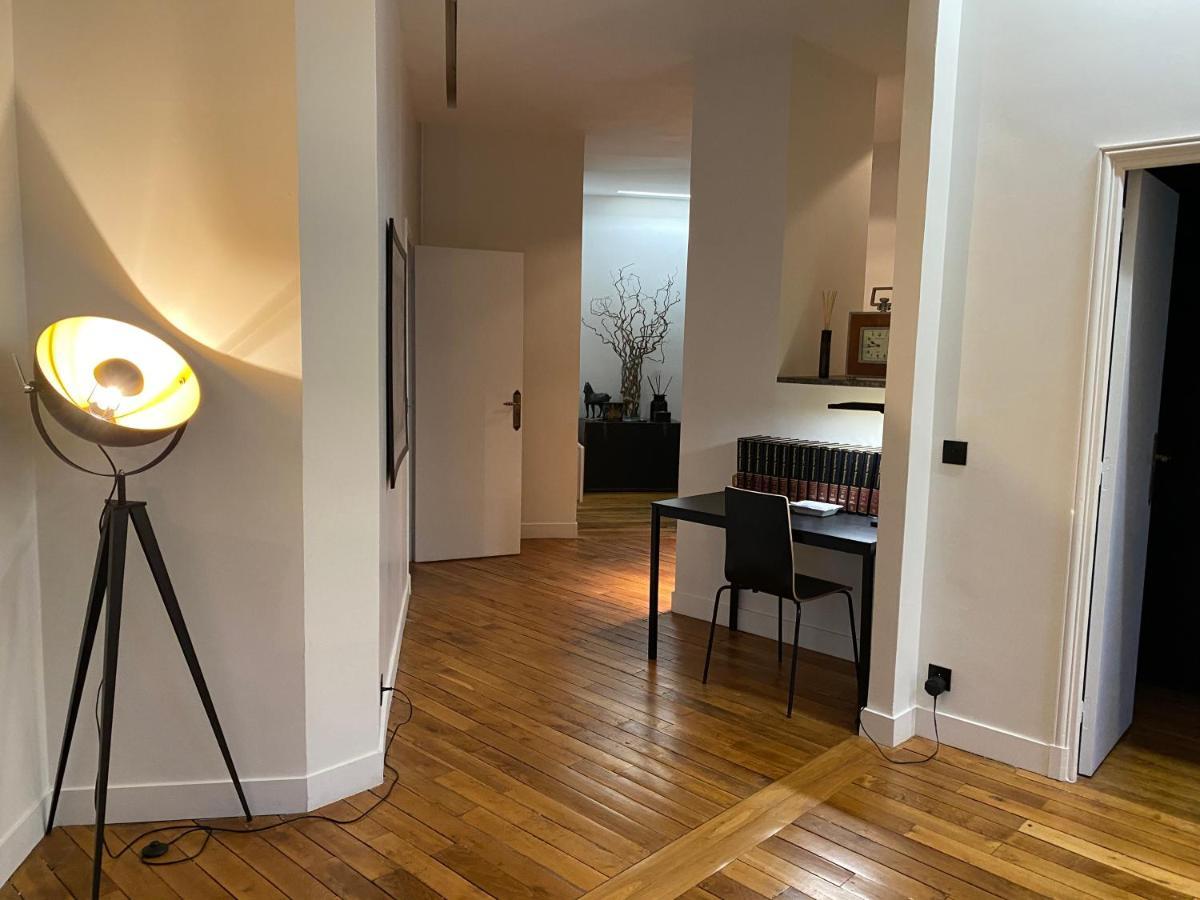 Appartement 3 Chambres Paris 7E Buitenkant foto
