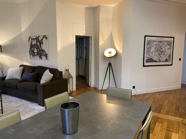 Appartement 3 Chambres Paris 7E Buitenkant foto